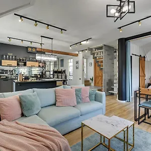 https://downtown-apartmentsbeach-park-penthouse.gdanskhotel.org