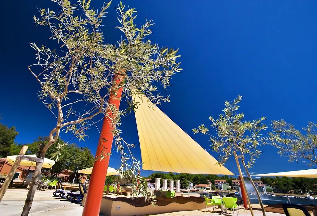 Apartments Amfora Plava Laguna Umag 0*,