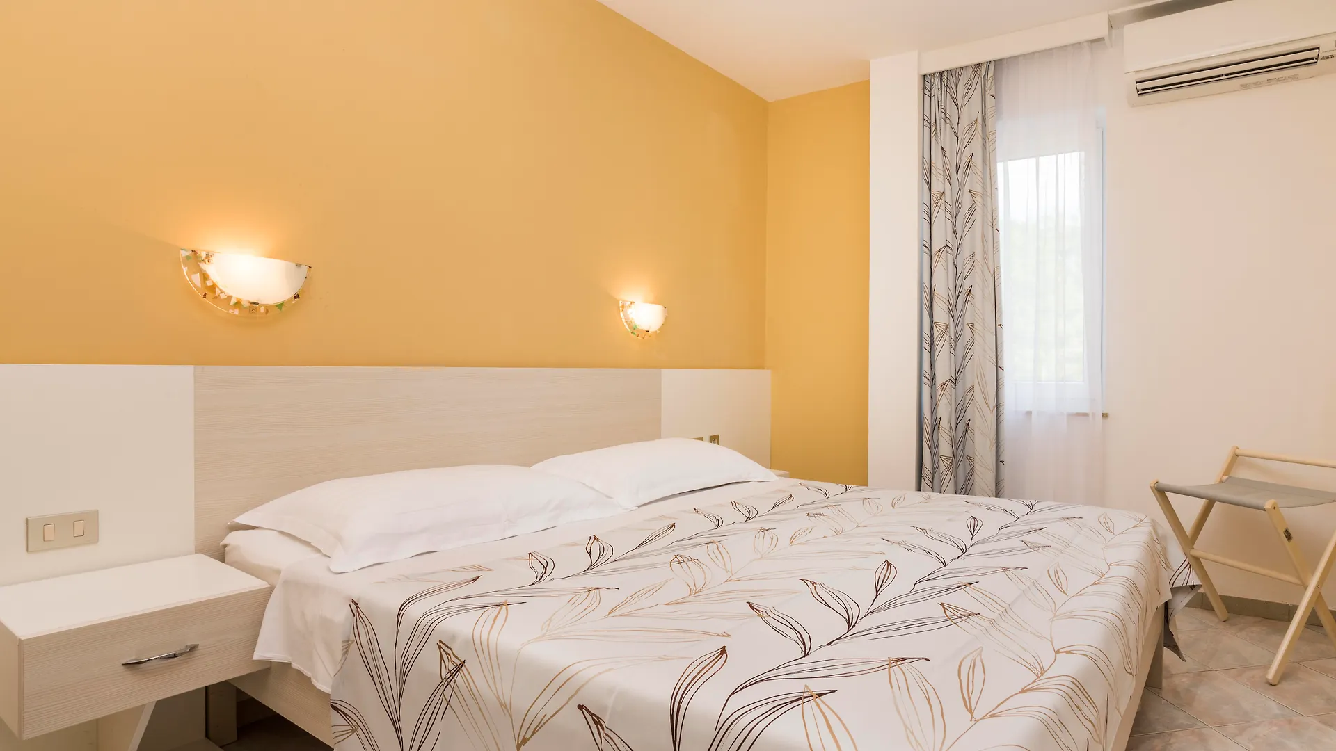 Apartments Amfora Plava Laguna Umag Croatia