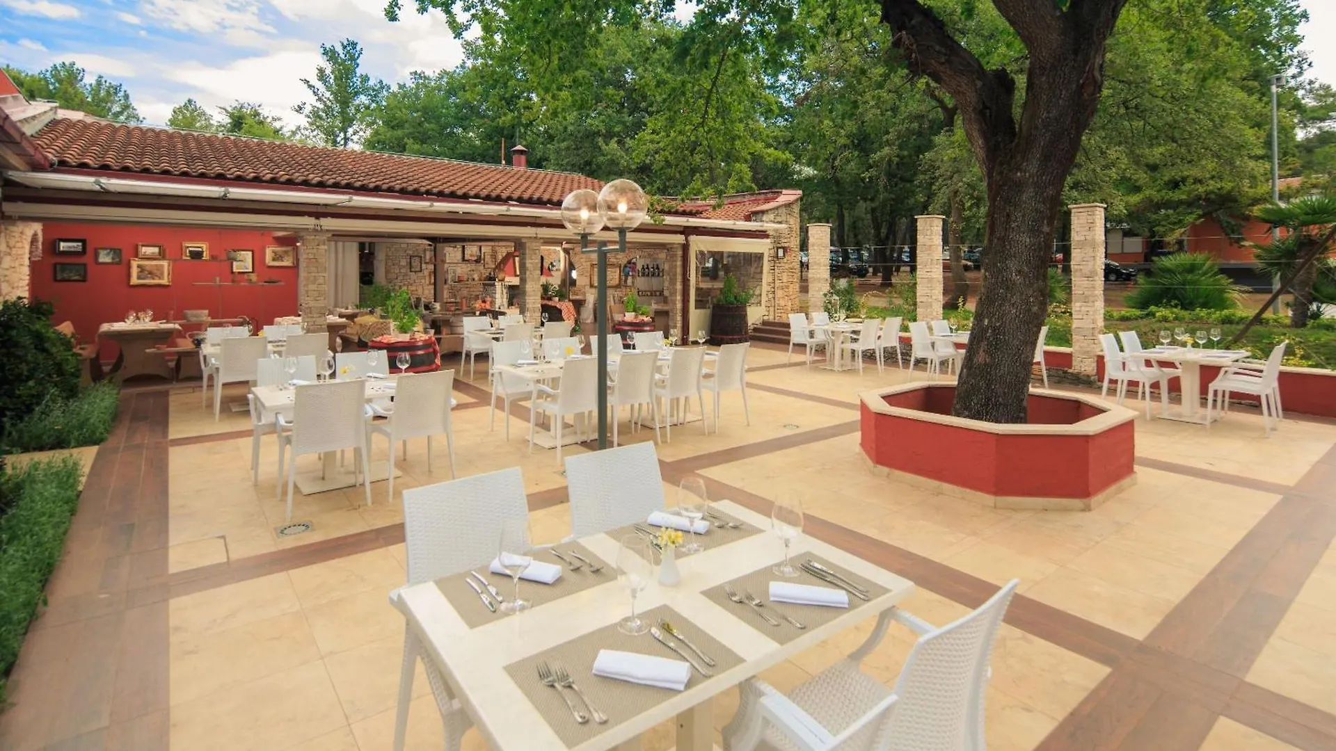 Apartments Amfora Plava Laguna Umag Croatia